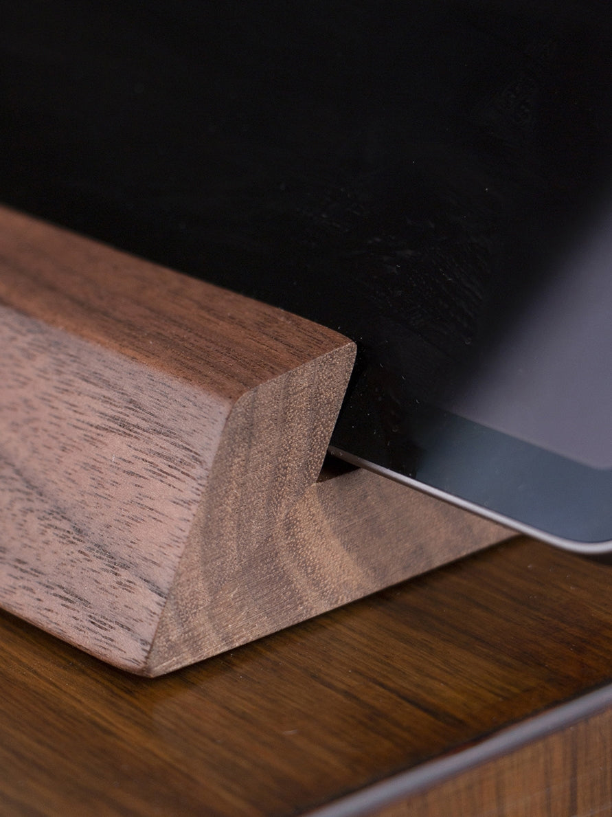 Retro Walnut Wood Solid Wood Tablet Stand, Creative Desktop Computer and Phone Holder